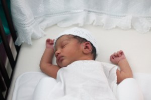 Listo para irnos con la ropita con la que salió papá del hospital.